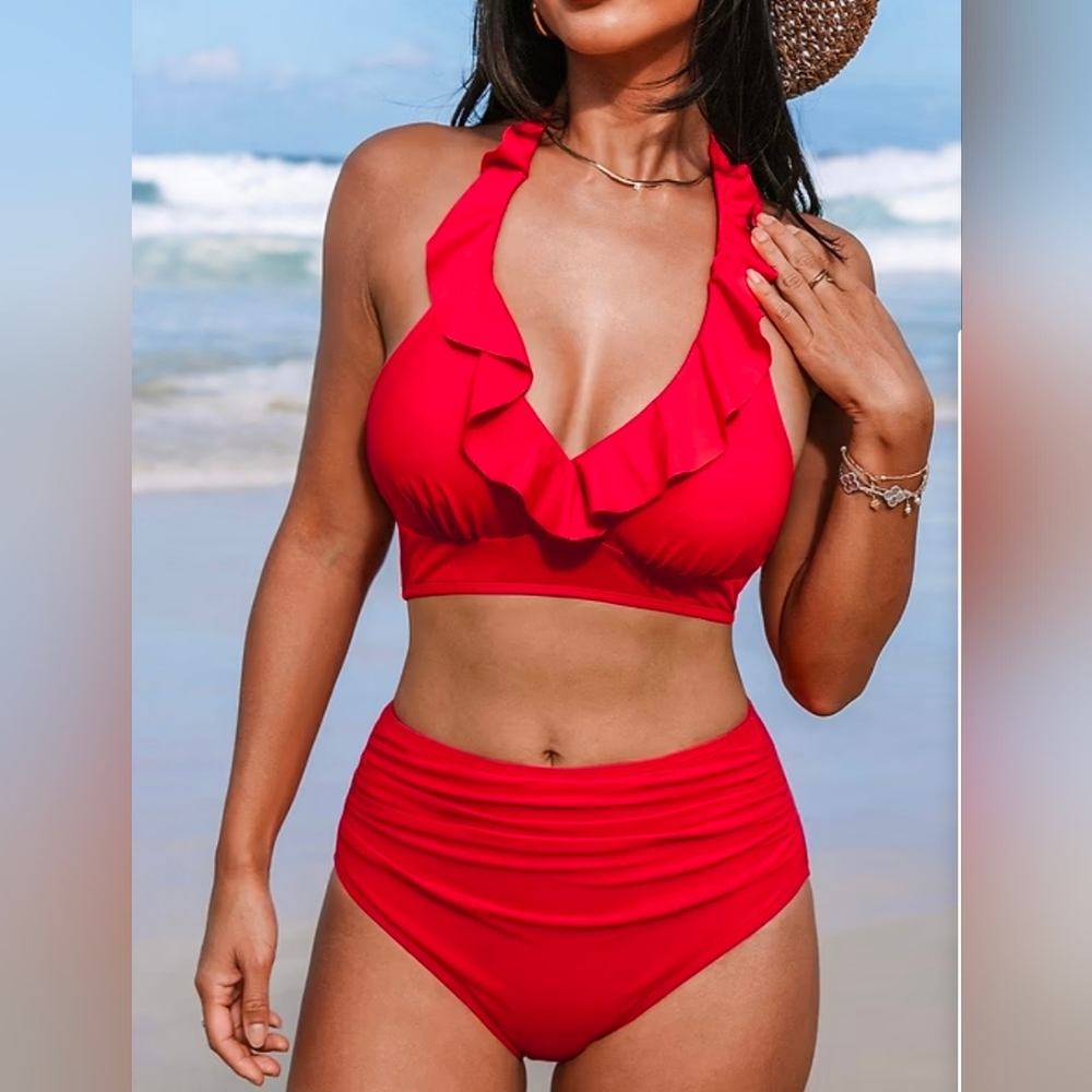 Cupshe Ruffled Halter Bikini Set